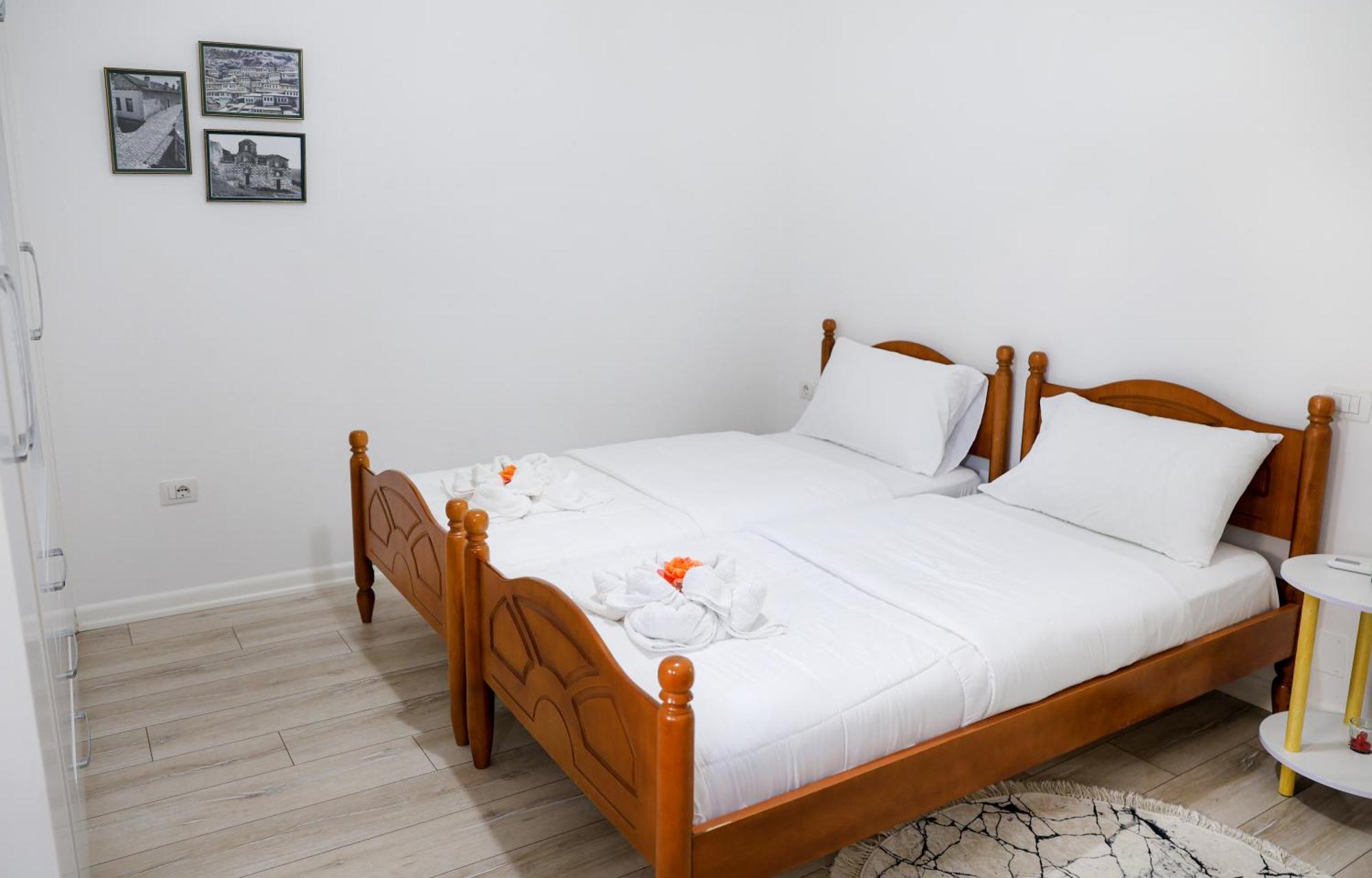 Villa Likaj Berat Ngoại thất bức ảnh