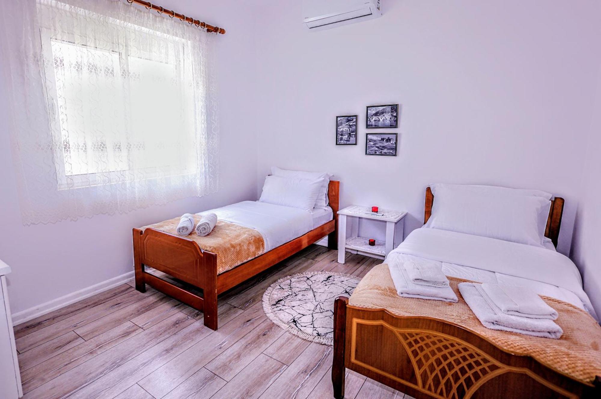 Villa Likaj Berat Ngoại thất bức ảnh